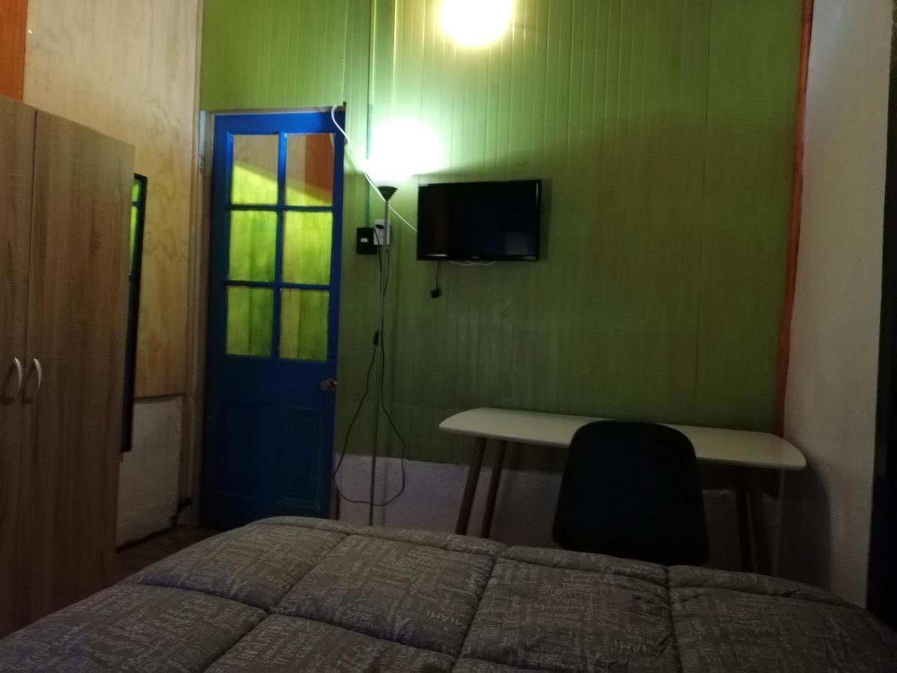 Hostal La Casona Los Ángeles Kültér fotó