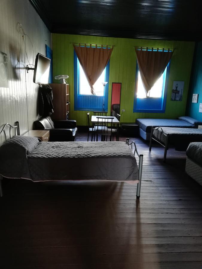 Hostal La Casona Los Ángeles Kültér fotó